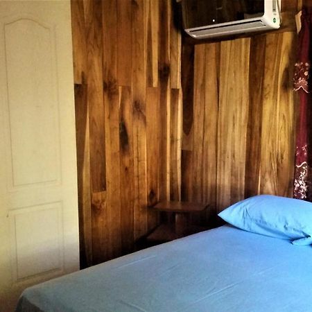 El Jaguar Hostel Bocas Town Luaran gambar