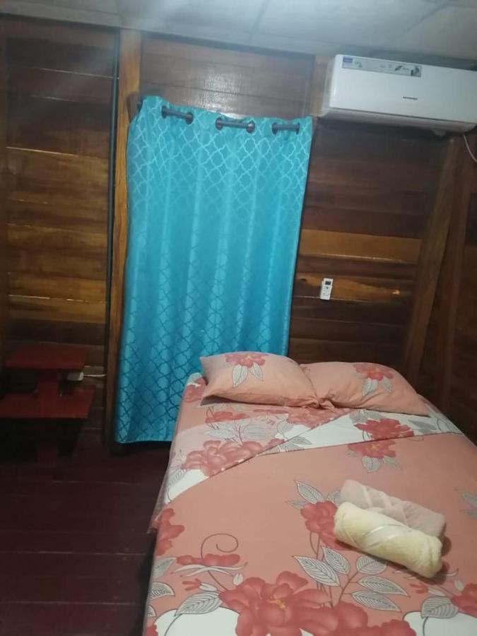 El Jaguar Hostel Bocas Town Luaran gambar