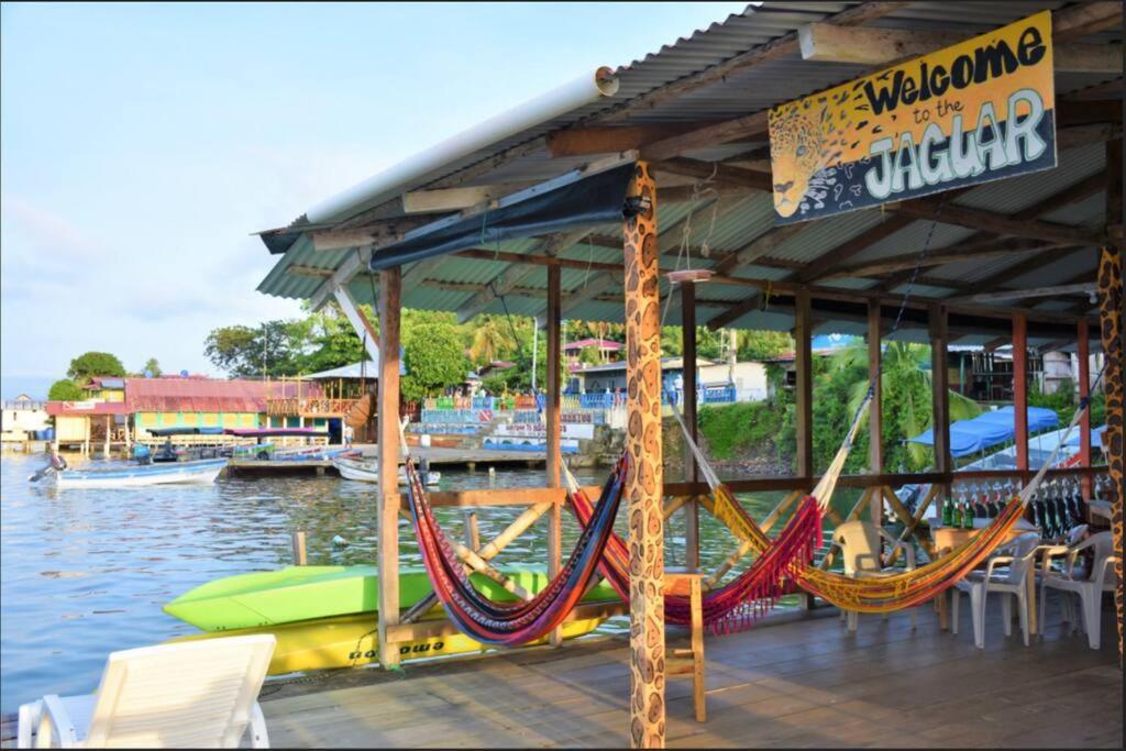 El Jaguar Hostel Bocas Town Luaran gambar